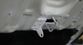 Замки капота